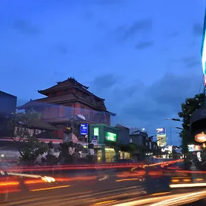Bemo Corner 2* Kuta (Bali)